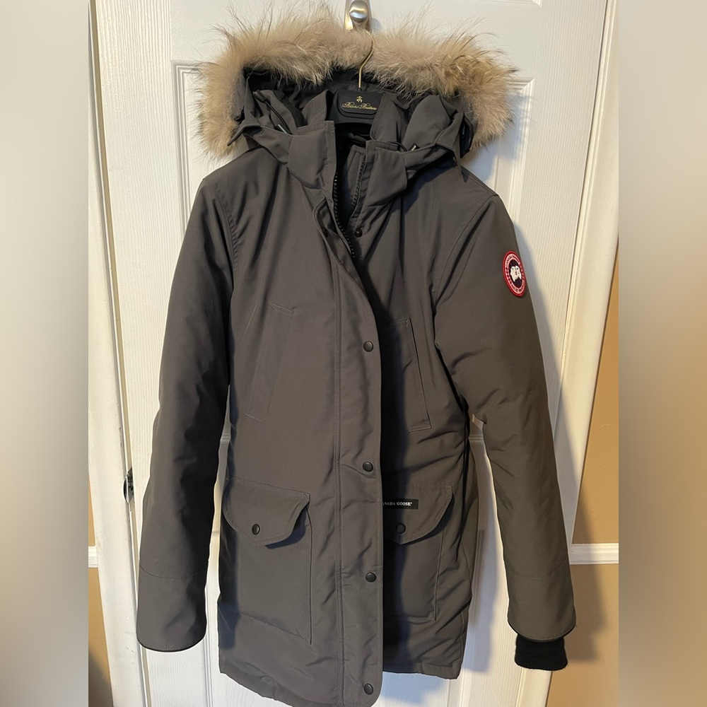 Mens Canada Goose Coat - EUC